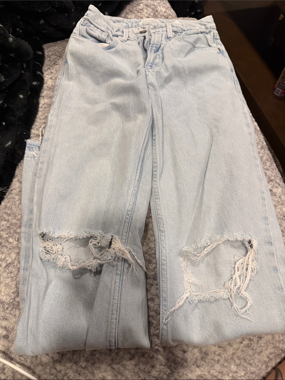 Good American Light Blue Distressed Relaxed Jeans